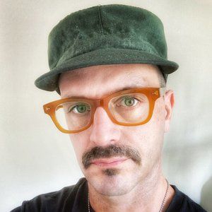 Share key details like size, ingredients, and flavor.